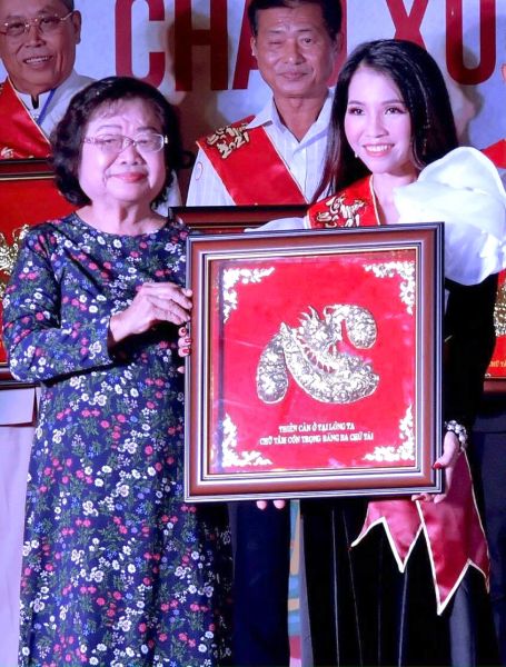 Thái Ngọc Thanh đi qua một năm khó khăn bằng cái tâm và nụ cười